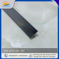 Nẹp Inox 201 bản T15 màu đen gương. Kích thước 15mm x 06mm x 0.3mm. Dùng để trang trí và che khe co giãn.