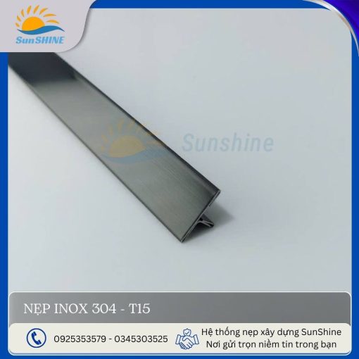Nẹp Inox 304 T15 màu đen xước. Kích thước 15mm x 5mm. Dùng để xử lý khe giãn cách giữa các vật liệu.