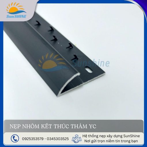 Nẹp nhôm kết thúc thảm YC màu đen. Kích thước rộng 34.6mm x cao 10.3mm. Dùng để Kết thúc thảm, bảo vệ cạnh của thảm