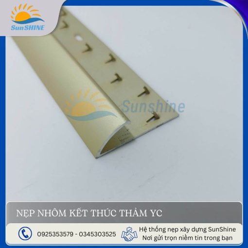 Nẹp nhôm kết thúc thảm YC màu vàng mờ. Kích thước rộng 34.6mm x cao 10.3mm. Dùng để Kết thúc thảm, bảo vệ cạnh của thảm