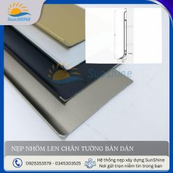 Nẹp nhôm len chân tường bản dán - Mặt cắt kỹ thuật gồm màu nhôm, đen, vàng mờ. Kích thước 80mm và 60mm. Dùng để ốp chân tường, bảo vệ chân tường.