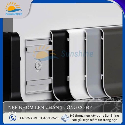 Nẹp nhôm len chân tường có đế cài - Thi công thực tế. Kích thước 60mm x 15mm và 80mm x 15mm. Dùng để ốp chân tường, bảo vệ chân tường.