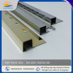 Nẹp inox 304 bo góc ngoài GD tổng hợp màu sắc. Kích thước chiều cao 12mm x chiều rộng 30mm. Dùng bo cạnh góc vuông dương và tạo viền trang trí.