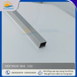 Nẹp inox 304- U12 màu trắng gương. Kích thước rộng 12mm x cao 10mm. Dùng để xử lý khe hở, khe giãn cách giữa các vật liệu.